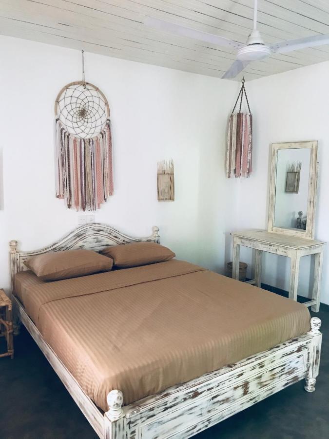 Steffi'S Mandala Hotel Хикадува Екстериор снимка